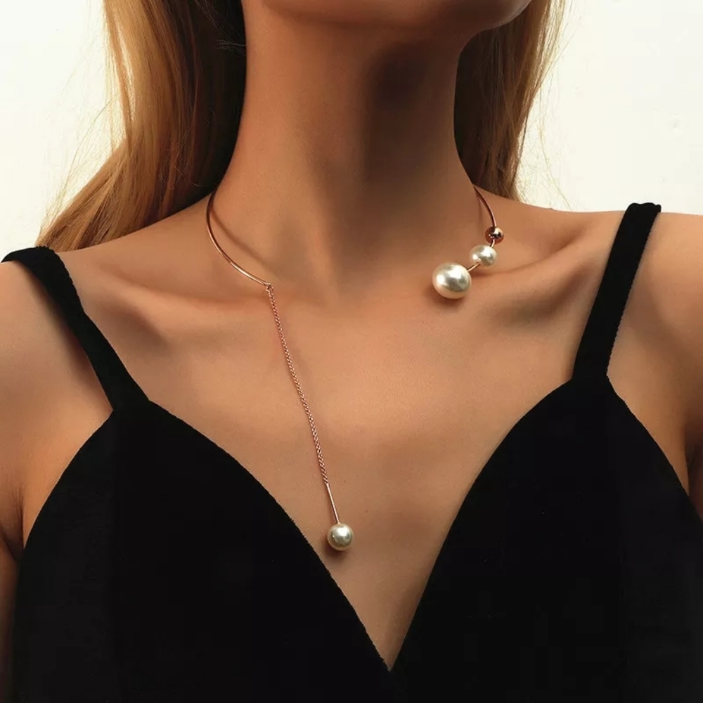 Delicate Pearl Torques Necklace - Picture 6 of 6